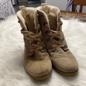 American eagle outfitter boots